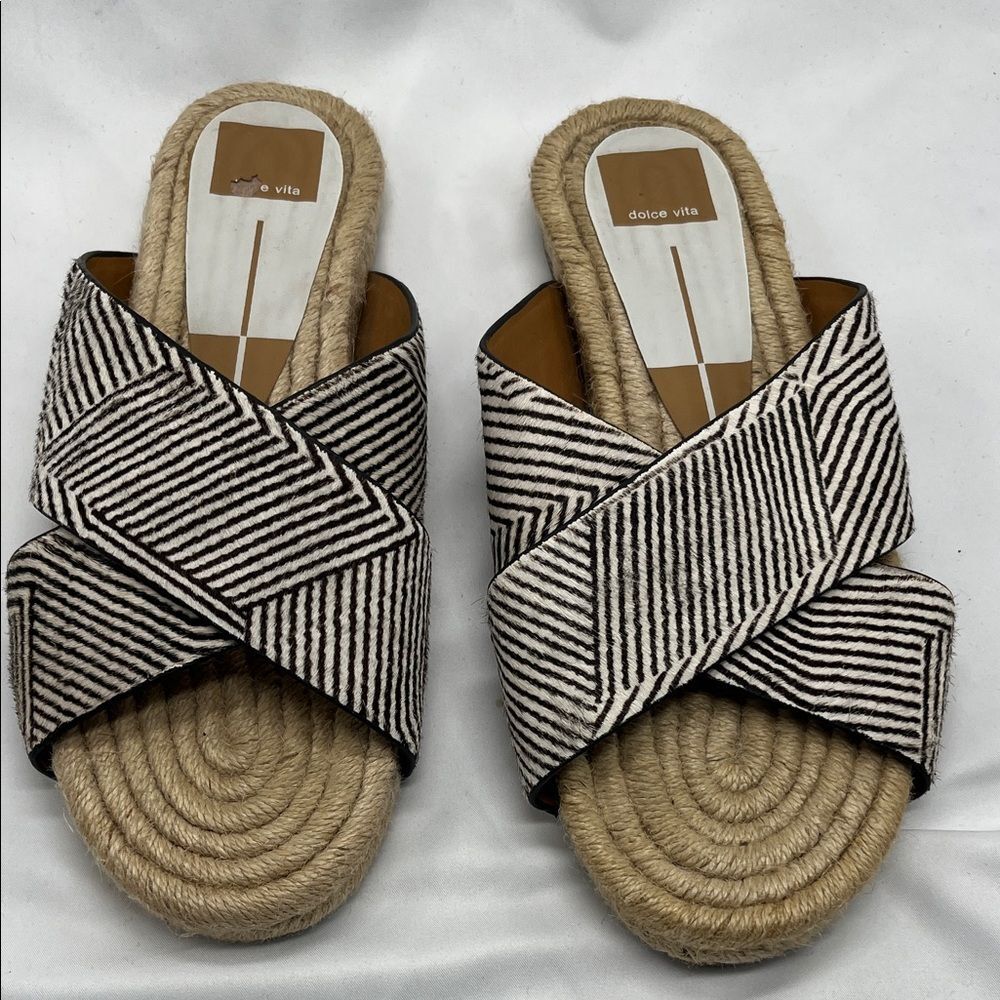 Dolce Vita Black and White Stripes Resort Sandal